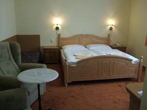 Postel nebo postele na pokoji v ubytování Hotel YORK