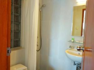 Vannituba majutusasutuses Jos & Hanny Homestay