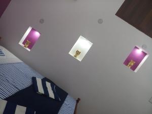 Postel nebo postele na pokoji v ubytování Angelann Homestay