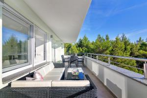 Balkón alebo terasa v ubytovaní Penthouse Lush Makarska