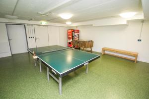 Stolní tenis v ubytování Jugendherberge Lenggries nebo okolí
