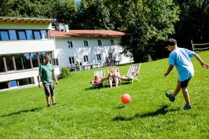 Hosté ubytování Jugendherberge Lenggries + 37 fotografií