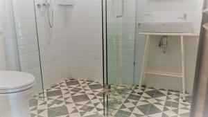A bathroom at Griya Asih