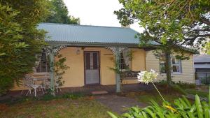 Imagen de la galería de Waragil Cottage - Original Settler's Home, en Blackheath