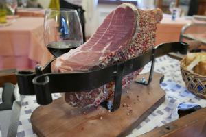 Gallery image of Affittacamere B&B Trattoria della Posta in Maissana