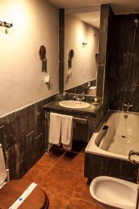 Ванна кімната в Enclave Soria