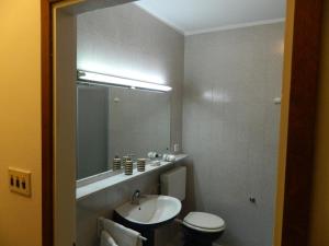 Ein Badezimmer in der Unterkunft Rooms Vjera