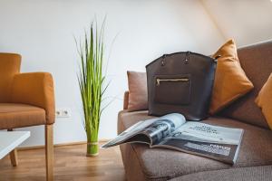 Зона вітальні в Oliver Apartments | contactless check-in