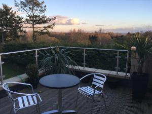 A balcony or terrace at Warborough B&B