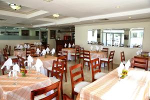Restaurace v ubytování Hotel Los Jardines
