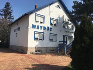 The building in which the holiday home is located