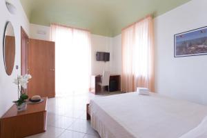 TV a/nebo společenská místnost v ubytování Hotel Cirillo Family Club - All Inclusive