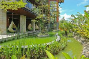 Ein Garten an der Unterkunft Grand Mega Resort & Spa