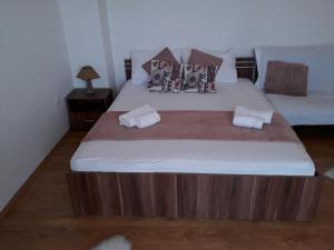 Photo de la galerie de l'établissement Apartmani Marino, à Privlaka 43 autres photos