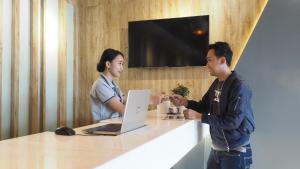 Hosté ubytování Juno Jatinegara Jakarta