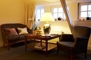 Posezení v ubytování Munkebo Kro & Hotel