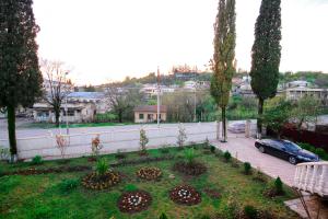 Gallery image of Green Garden Guest House in Tsqaltubo