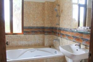 Bagno di ROKPA Guest House