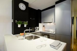 Zdjęcie z galerii obiektu Gran Via Apartment by Flatsweethome w Madrycie
