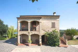 Foto da galeria de Bed and breakfast Aratro & Rosmarino em Civitanova Marche