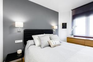 Gallery image of Villanueva Apartments by Flatsweethome in Madrid