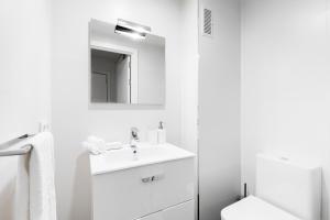 Zdjęcie z galerii obiektu Villanueva Apartments by Flatsweethome w Madrycie