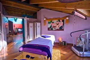 Posteľ alebo postele v izbe v ubytovaní Hotel Rural Casa de Las Campanas