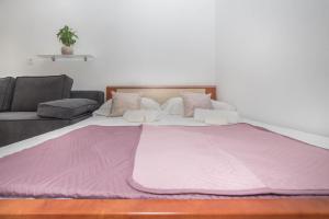 Ein Bett oder Betten in einem Zimmer der Unterkunft Jakov