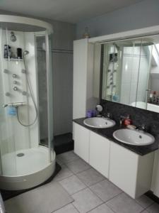 Koupelna v ubytování Chambre d'hotes du Tailfer