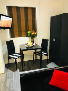 Posezení v ubytování W6 Hotel