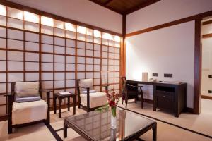 Posedenie v ubytovaní Opera Hotel - The Leading Hotels of the World