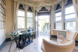 Χώρος καθιστικού στο Villa Giù Luxury - The House Of Travelers