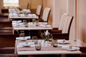 Posedenie v ubytovaní Opera Hotel - The Leading Hotels of the World