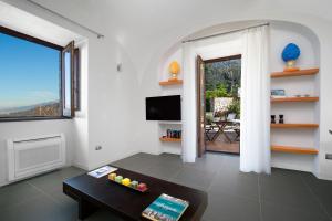 Galeriebild der Unterkunft Montebosco Luxury Country House in Piano di Sorrento