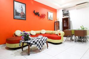 Gallery image of RedDoorz Plus @ Affandi Gejayan in Yogyakarta +9 photos
