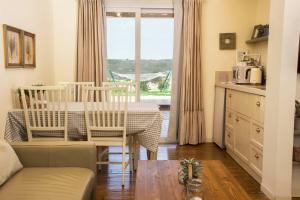 Gallery image of The White Chalet Boutique in Moshav Ramot