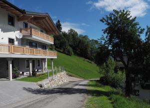 Budynek, w którym mieści się apartament