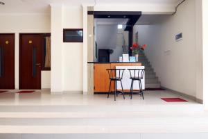 Fotografija v galeriji nastanitve RedDoorz Syariah Plus near Cirebon Super Block Mall 2 v mestu Cirebon