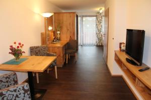 Galeriebild der Unterkunft Landhotel Traube in Seewald + 10 Fotos