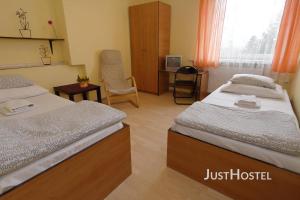 Postel nebo postele na pokoji v ubytování Justhostel