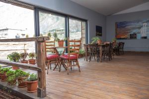 Gallery image of Green Sheep Boutique Hotel in Stepantsminda