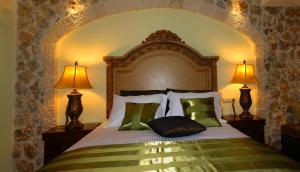 Posteľ alebo postele v izbe v ubytovaní Archontopetra Boutique Hotel