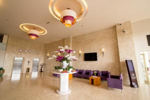 TV a/nebo společenská místnost v ubytování TTC Hotel - Ngoc Lan