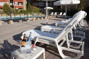 Nápoje v ubytování Hotel Palafox