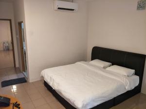 Postel nebo postele na pokoji v ubytování Anderson Hotel