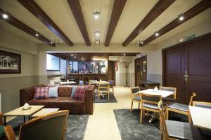 Posezení v ubytování Ski Plaza Hotel & Wellness