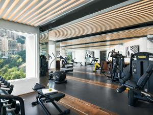 O centro de fitness e/ou as comodidades de fitness de The Murray, Hong Kong, a Niccolo Hotel