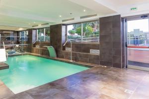 A piscina localizada em Hotel Simbad Ibiza ou nos arredores