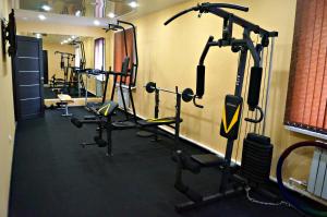 Fitness centrum a/nebo fitness zařízení v ubytování Hotel Viktoriya