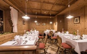Veitingastaður eða matsölustaður á Hotel Grüner Baum